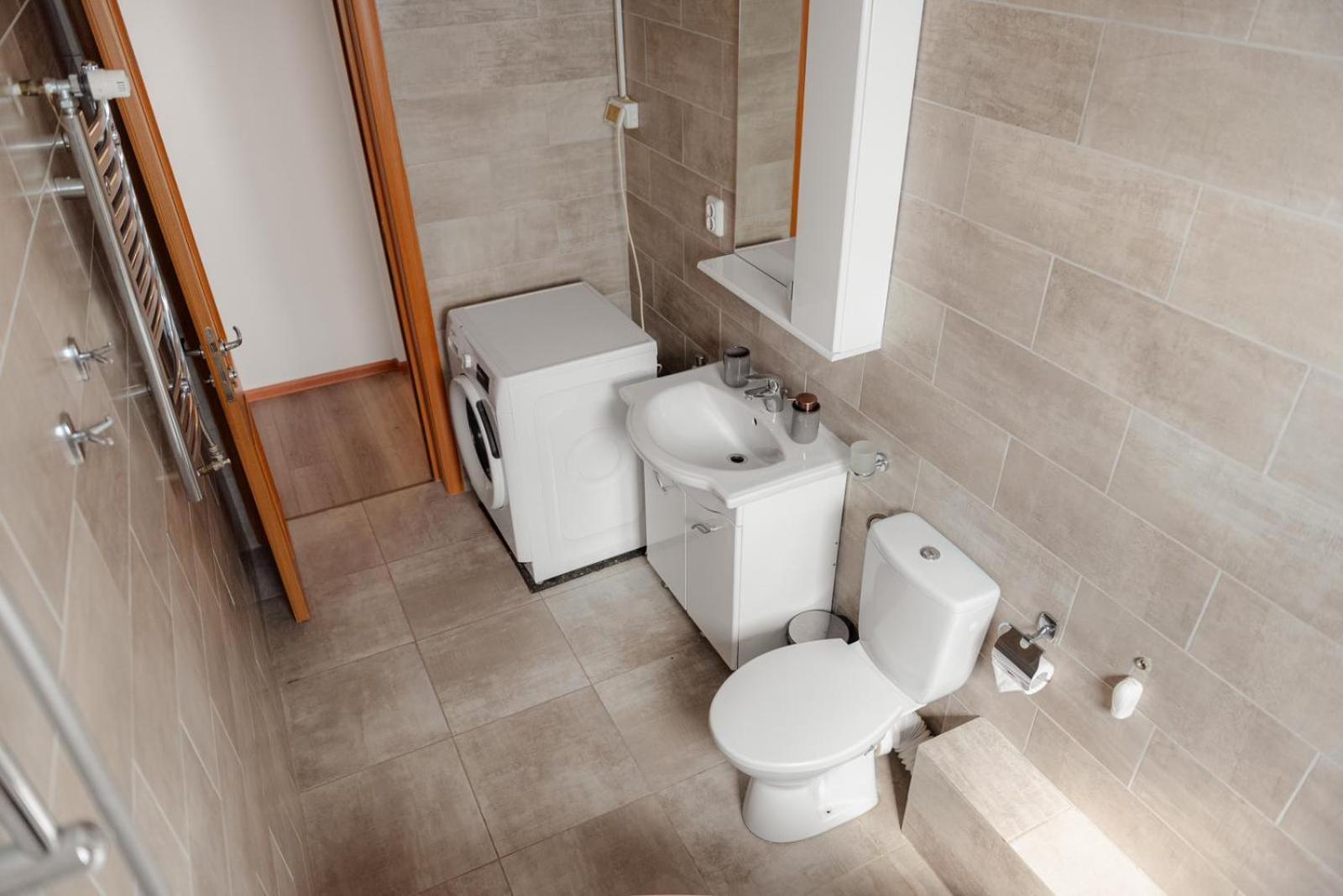 Heart Of Downtown 3 Rooms Apartment Self Check In بوخارست المظهر الخارجي الصورة