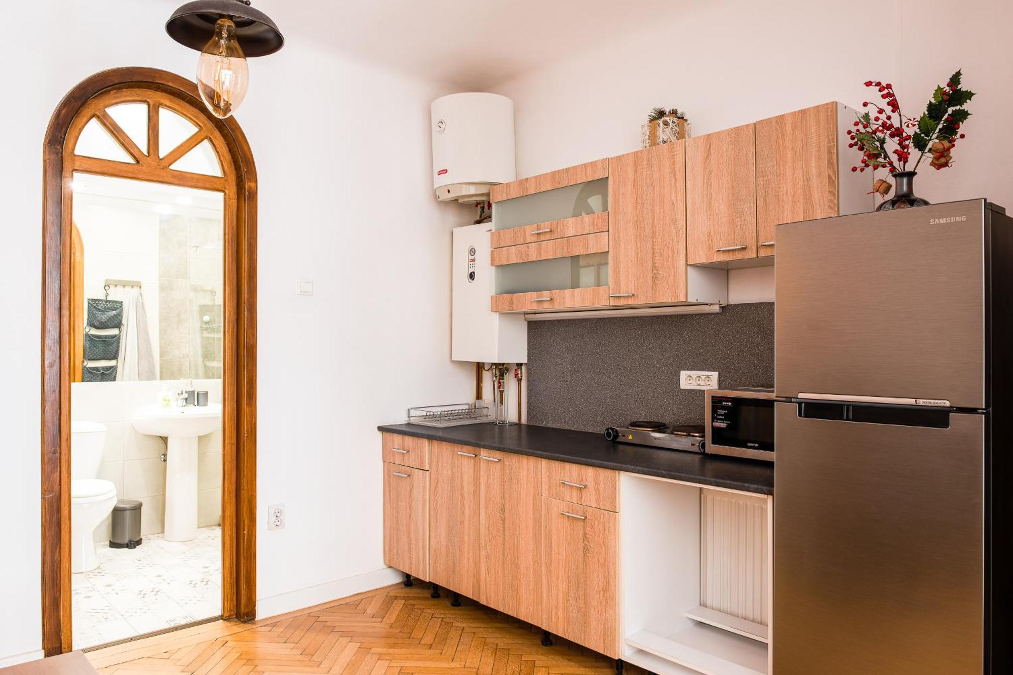 Heart Of Downtown 3 Rooms Apartment Self Check In بوخارست المظهر الخارجي الصورة